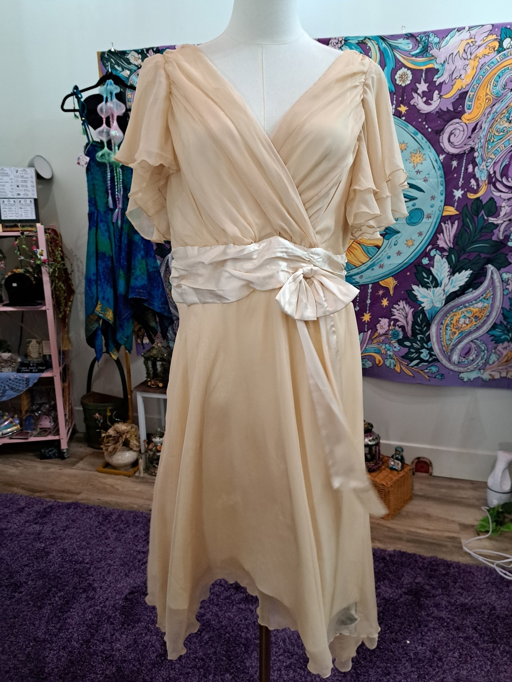 Champagne Flutter Fairy Dress | Retro Stage XXL New Satin Bow Handkerchief Hem